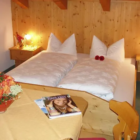 Haus Bergheimat بيت ضيافة نيوستيف ام ستوبيتا